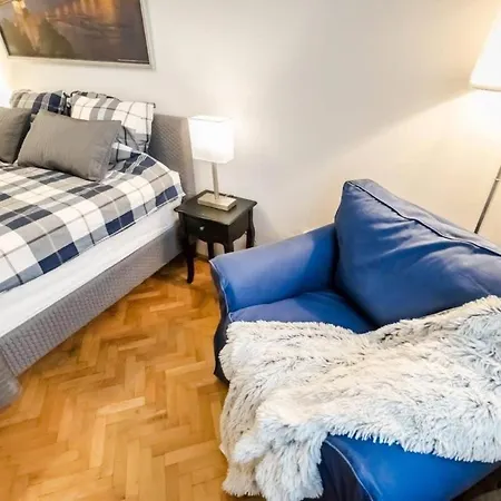 Akacfa Chic Retreat Downtown Apartment Budapest