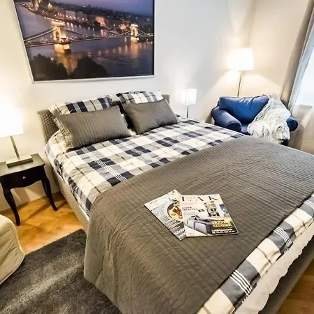 Akacfa Chic Retreat Downtown *